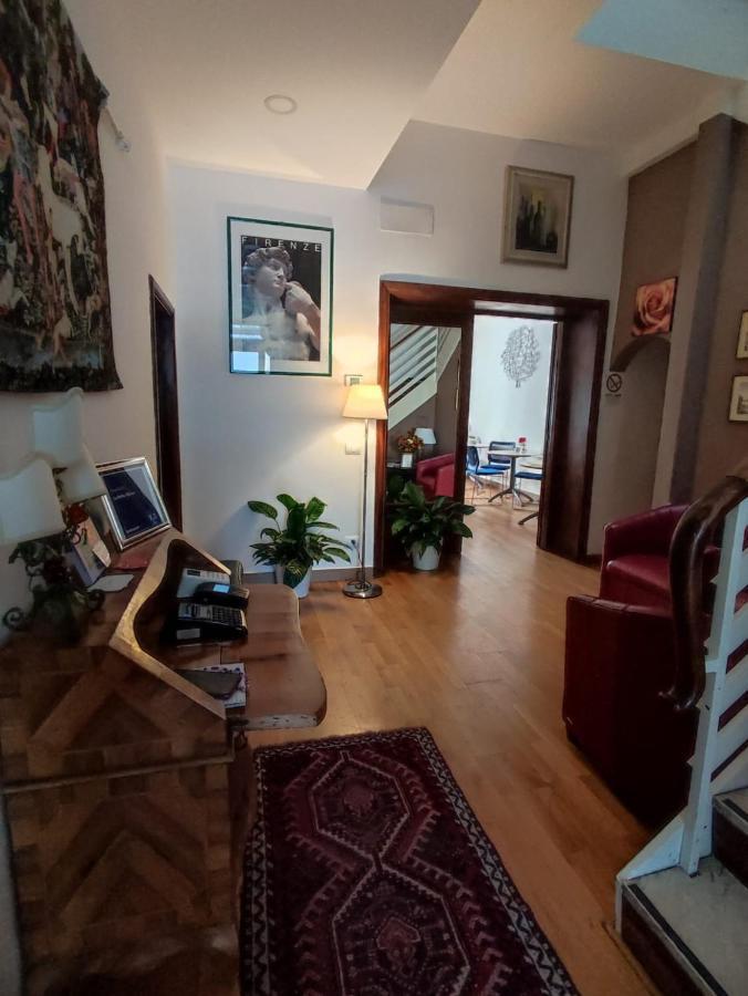 La Petite Maison Florenz Exterior foto